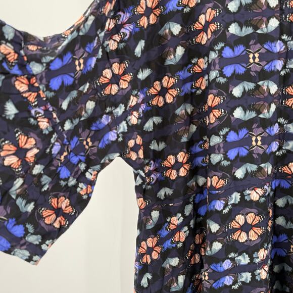 Avenue Tunic Top Womens Size 22/24 Harper V-Neck Butterfly Ruffle Plus Curvy NWT - Picture 7 of 14